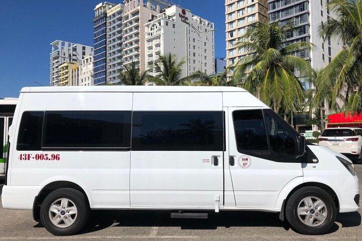 Shuttlebus fra Da Nang Lufthavn til Hoi An by/Hoi An hotel