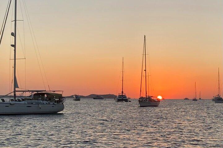 Sail Beyond the Bleu: A Fuga do Dia de Formentera