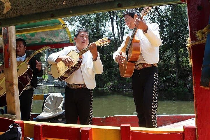 Explore Xochimilco’s Canals, Markets, Art & Anahuacalli Museum