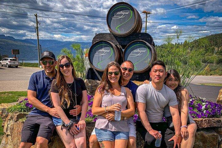 Excursão guiada de vinho de dia inteiro em Vernon com 5 vinícolas