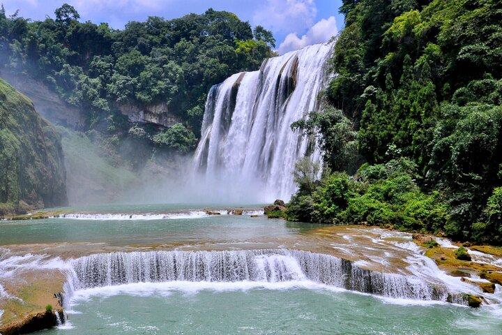 Tour privato alla cascata Guiyang Huangguoshu con pranzo