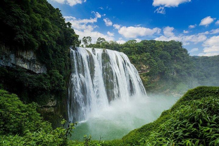 Tour privato alla cascata Guiyang Huangguoshu con pranzo
