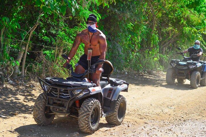 Kør på ATV og Water Cave Tour i Punta Cana