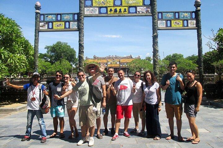 Visite privée d'une journée complète de Danang à Hue Imperial & Hai Van Pass