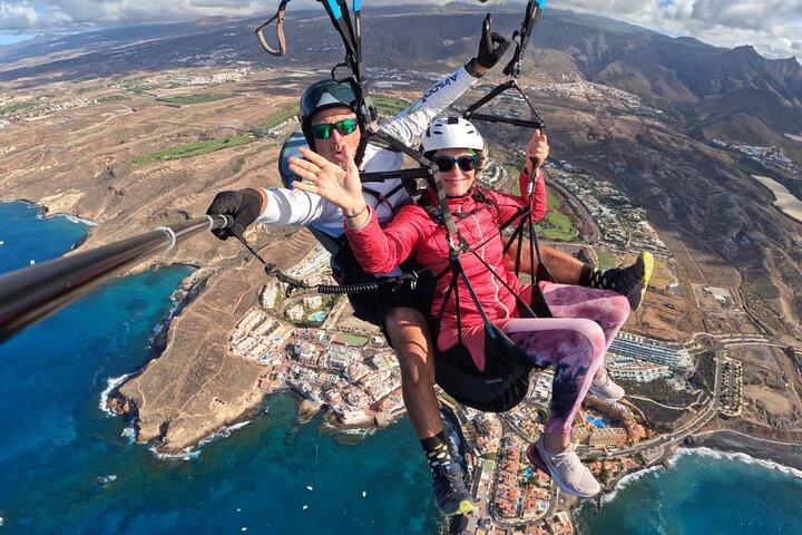 GOLD Paragliding Flight com vídeos/fotografias, camisa e Cava