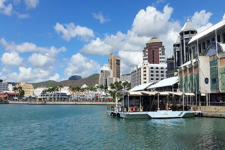 Mauritius Private North Tour: Port Louis, Garden & Grand Baie
