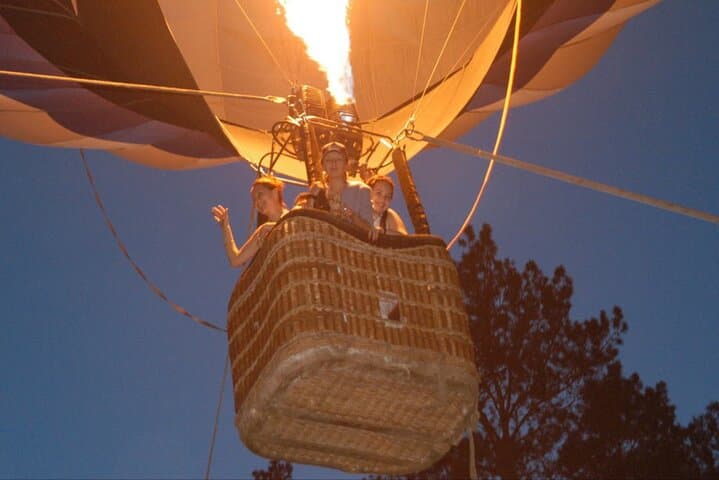 Hot air balloon ride in Luxor with hotel delivery service