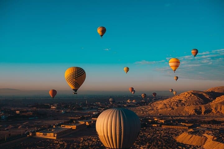 Hot Air Balloon - Sunrise Fly