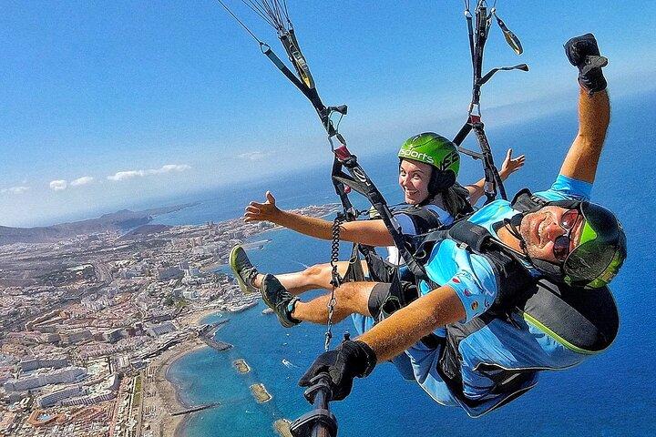 Bronze Tandem Gleitschirmflug in Südteneriffa mit Abholung
