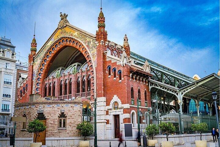 Valencia Highlights Private Bike Tour con una guida