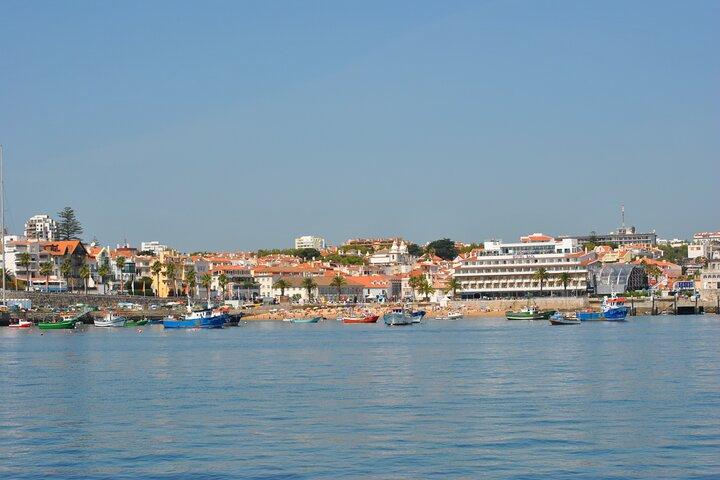 Cascais Private Sailing Cruise com uma bebida - Meio dia/dia inteiro