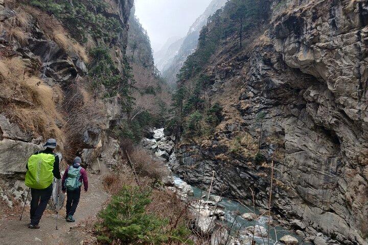 Escursione a Nar Phu Valley