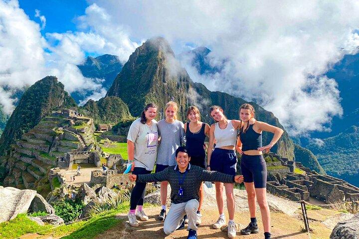 Machu Picchu Tour 2 dag / 1 nat fra Cusco med panorama tog