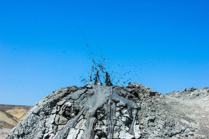 Gobustan og mudder vulkaner PRIVAT TOUR