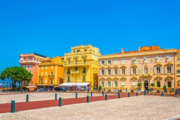 Visite privée Trésors cachés, art et arbres monumentaux de Monaco