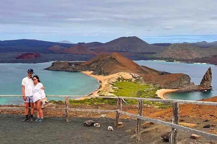Excursión de un día a la isla Bartolomé con snorkel desde Puerto Ayora