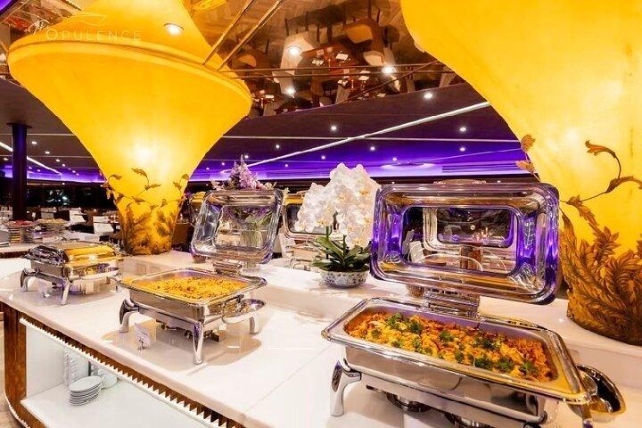バンコク ディナー クルーズ: 豪華なクルーズ 多国籍料理