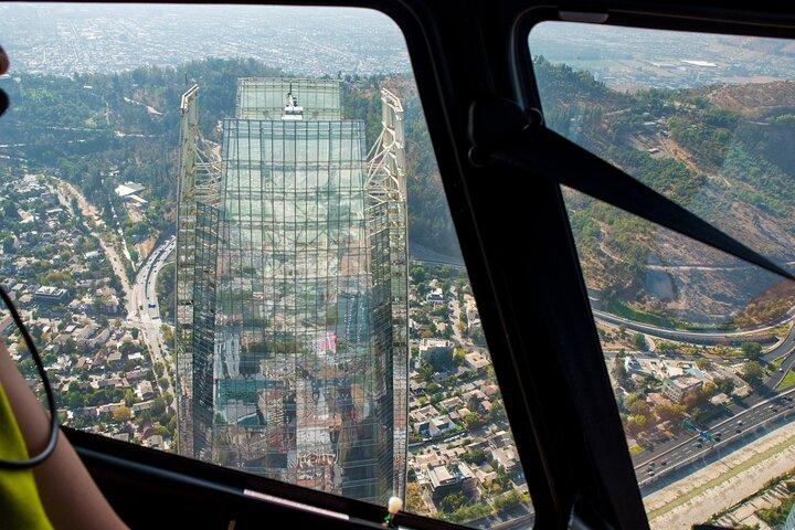 Privat helikoptertur ovanför Santiago med hotelltransport
