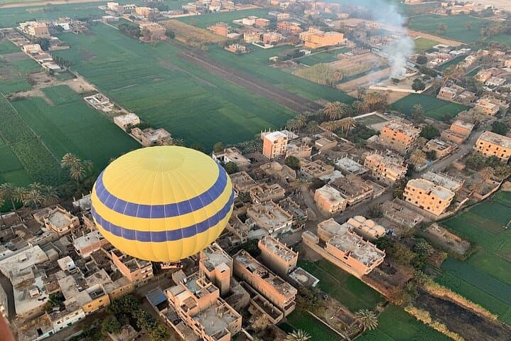 Hot air balloon ride in Luxor with hotel delivery service