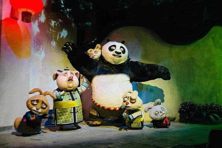 Universal Beijing Resort with Private English Guide and Driver