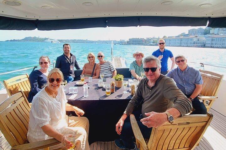 Istanbul Sunset Cruise by the Luxury Yacht