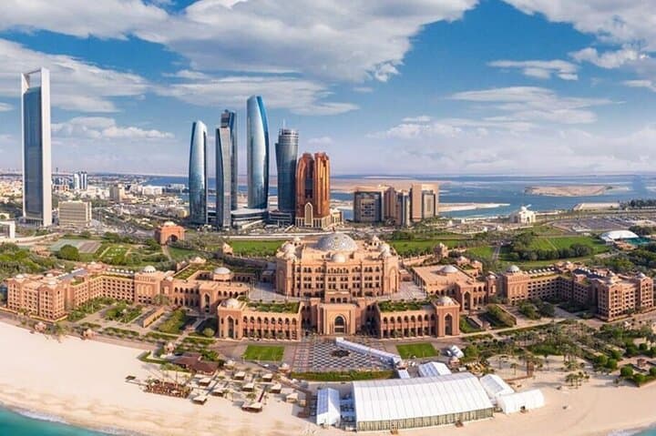 Abu Dhabi City Tour with Grand Mosque, BAPS Temple