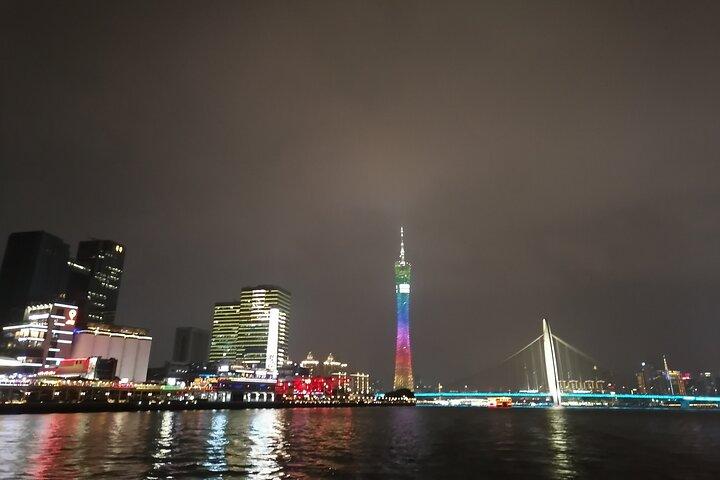 プライベート広州ナイト ツアー珠江クルーズ & 点心ディナー