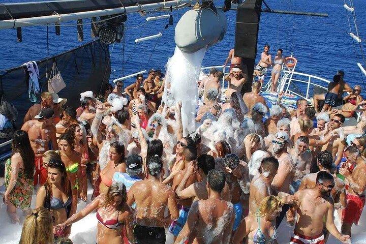 Passeio de barco pirata em Kemer com transferência de Belek