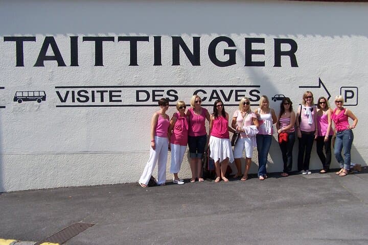Full Day All-inclusive Tour in Champagne from Paris in a Minivan