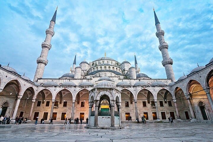 PREMIUM Blue Mosque Tour: Expert-Led Experience