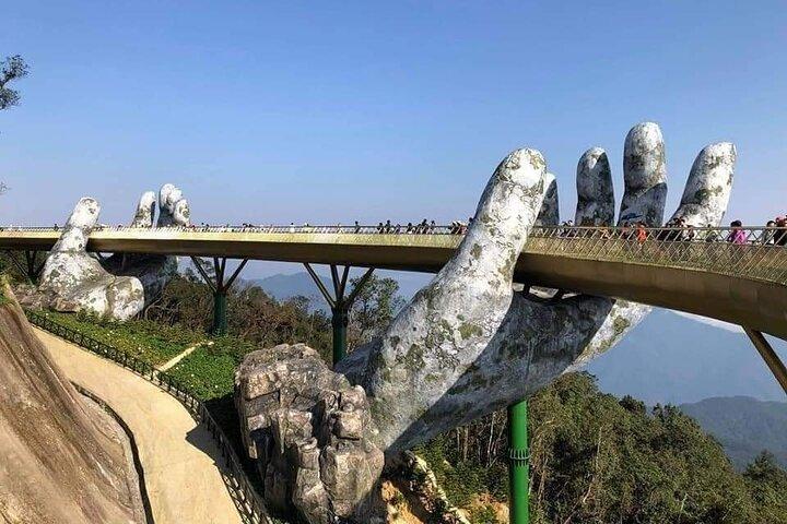 GOLDEN BRIDGE-MARBLE MOUNTAIN-MONKEY MOUNTAIN - Excursão Privada