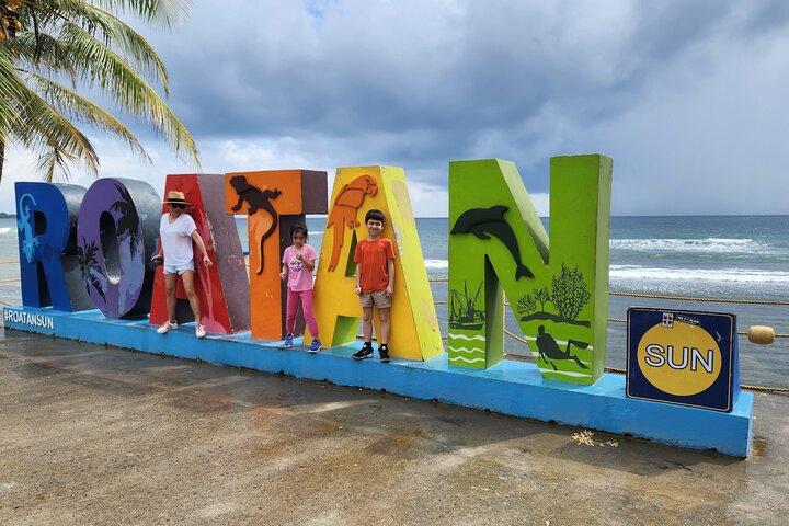 Roatan Sloth Park og Island Tour
