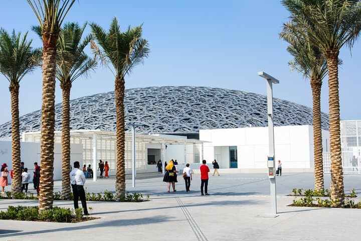 From Dubai: Abu Dhabi City Sightseeing & Sheikh Zayed Mosque