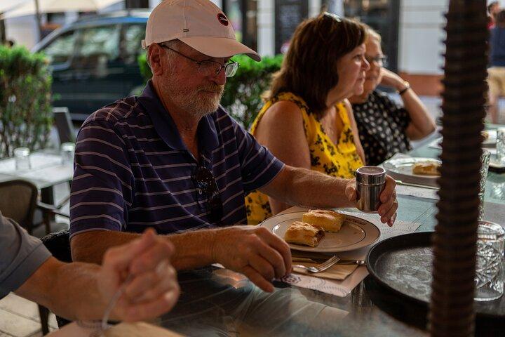 Budapest Bites: 3 uur durende streetfoodtour met Hongaarse delicatessen
