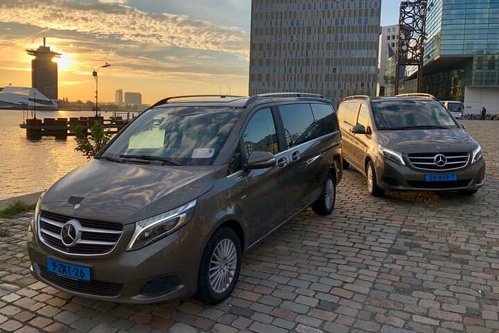 Private transfers from or to Schiphol (AMS) airport Amsterdam