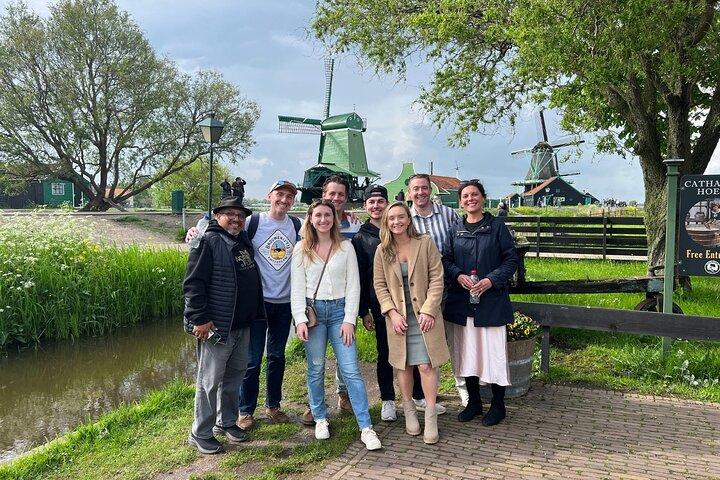 Amsterdam: Zaanse Schans & Giethoorn Day Trip with Canal Cruise
