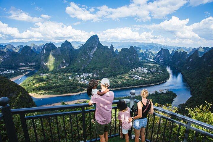 Tour privato di 1 giorno: crociera sul fiume Li da Guilin e Yangshuo in bicicletta