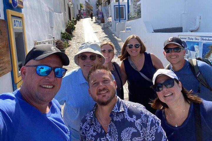 Tour au coucher du soleil à Santorin : Explorez Oia, Pyrgos, Imerovigli & 3 Cloches
