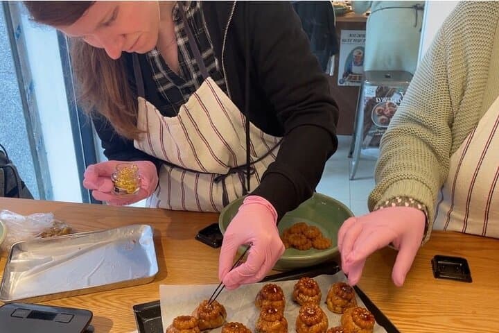 Korean Traditional and Trendy Cookie in Seoul