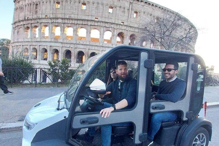 Tour privado de 3 horas Maravillas de Roma en coche de golf con recogida