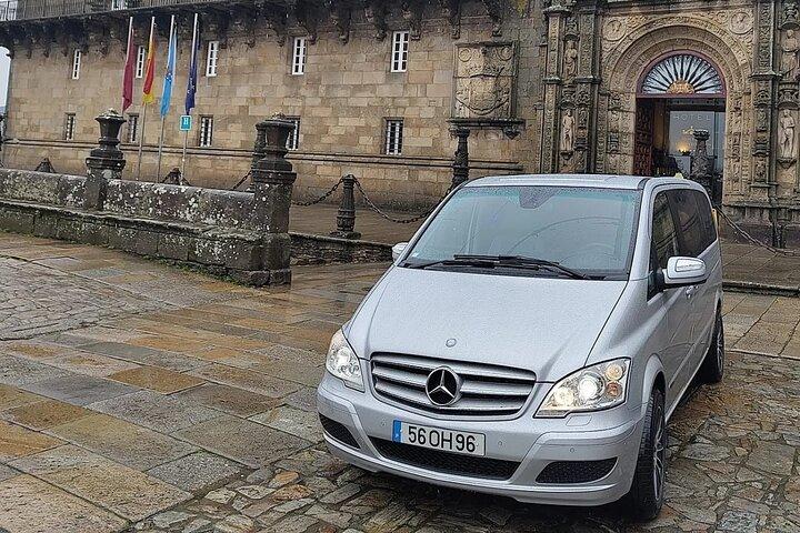 SANTIAGO DE COMPOSTELA e BRAGA Tour Privado apartir do Porto