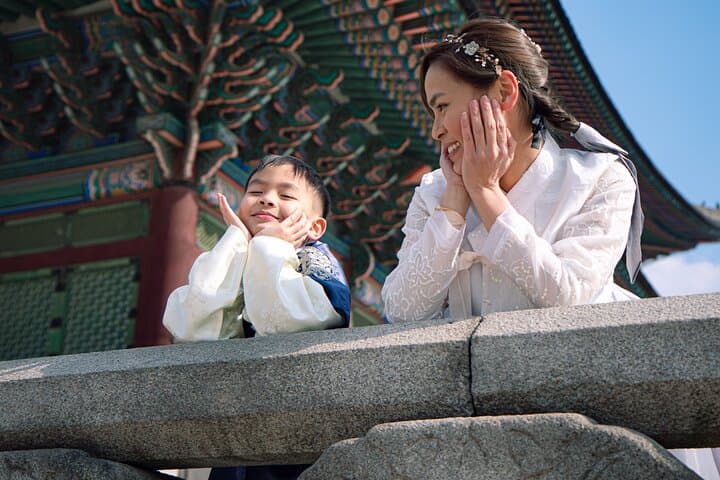 Gyeongbokgung palace family/group private photoshoot