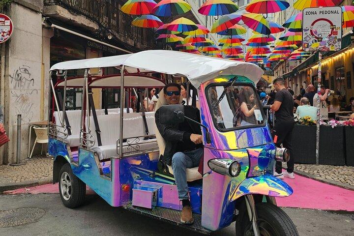 Privat guidet tuk tuk-tur i historiske Lissabon - 2 timer