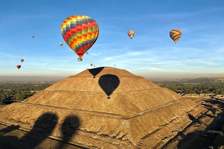 Teotihuacan Pyramids Aventure avec exploration du centre historique