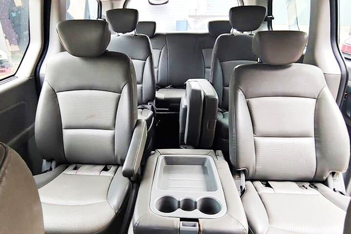 Private Airport Transfer : Gimpo airport to/from Seoul (1~7pax)