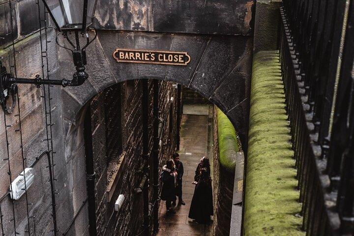 Multi-Sensory Haunted Underground Vaults Tour em Edimburgo
