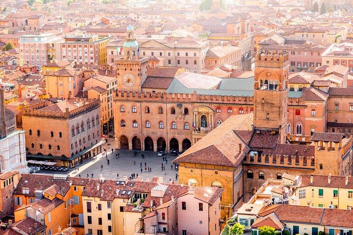 Bologna: City Walk med lydguide på 7 sprog på din telefon