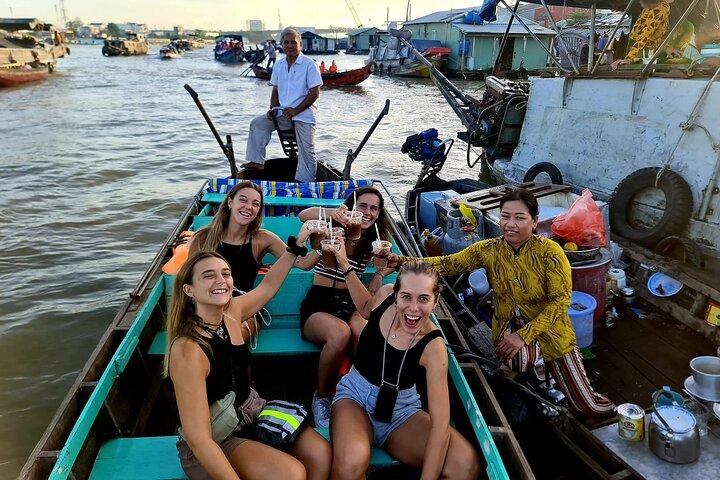 Ein Tag zum schwimmenden Markt von Cai Rang + 1 Tag Mekong