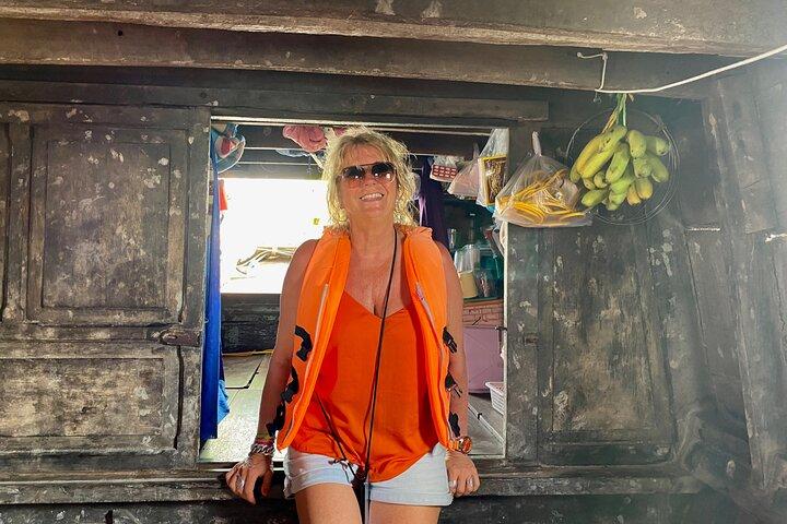 Floating Market & Hidden Canals – Small Group Morning Boat Tour