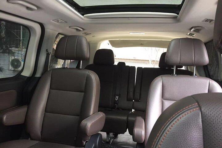 Mt. Huashan Private Roundtrip Transfer with Driver's Tickets Help